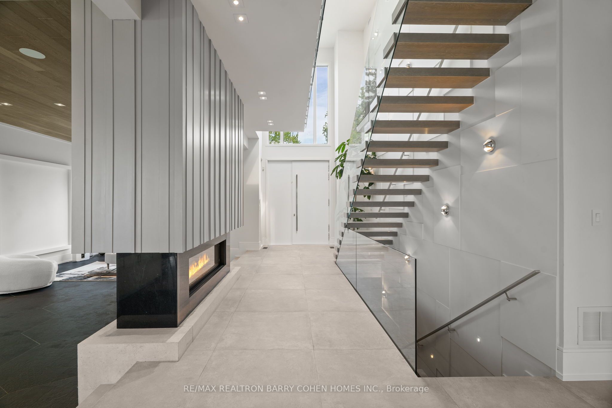 67 Lake Promenade N/A