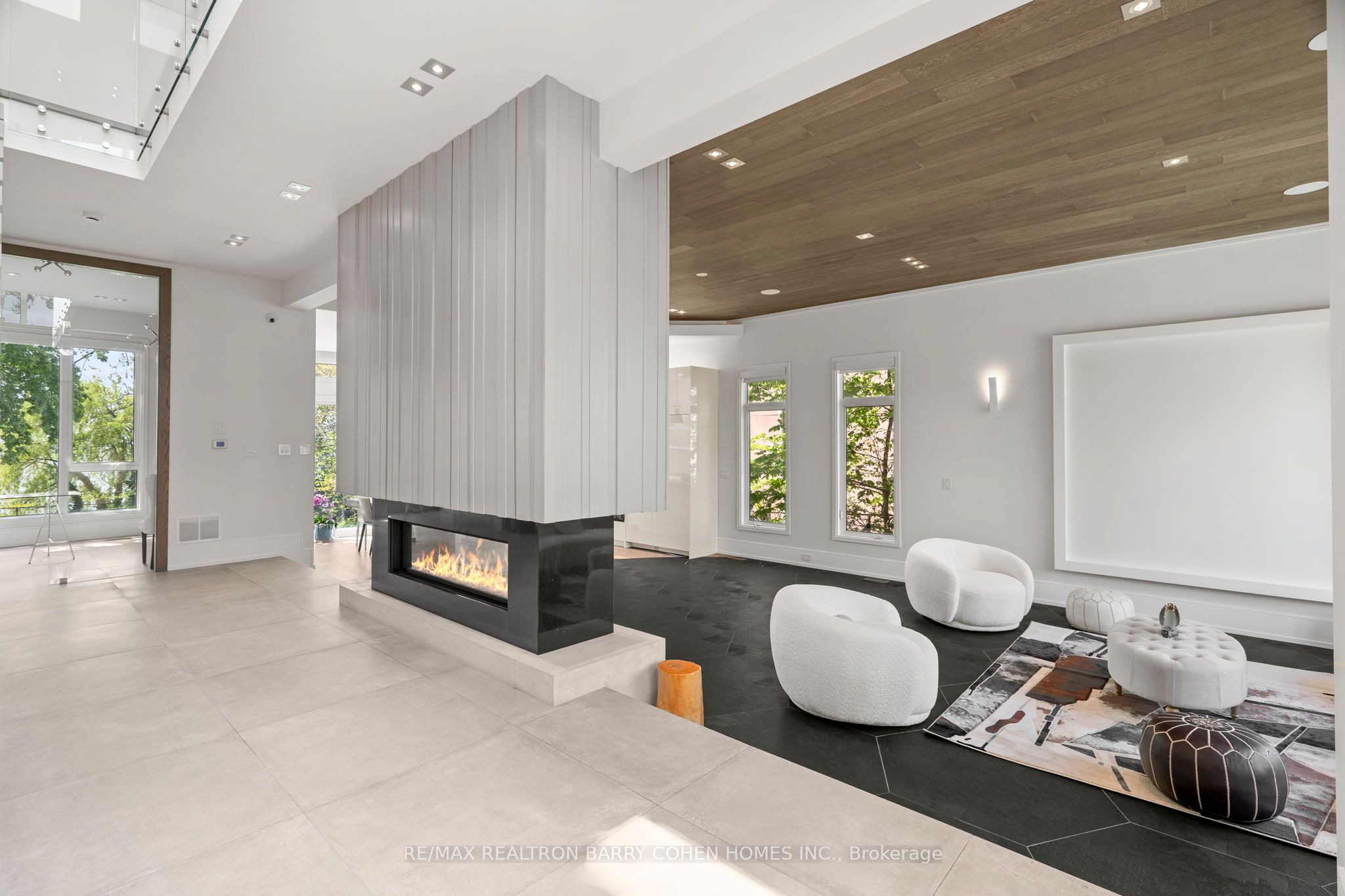 67 Lake Promenade N/A