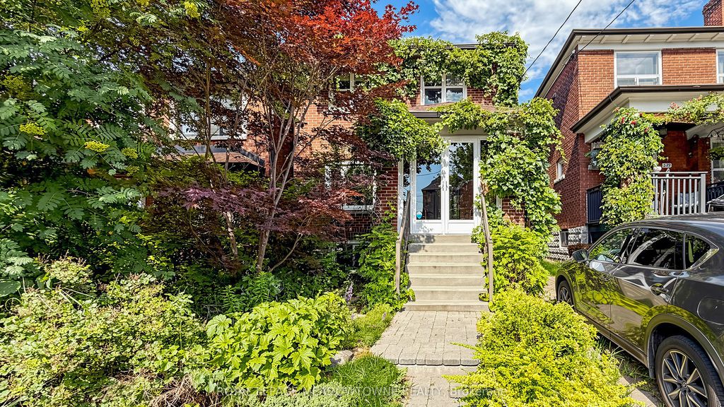 Photo of 331 Glenholme Avenue, Toronto, ON M6E 3E4 (MLS # C13542288)