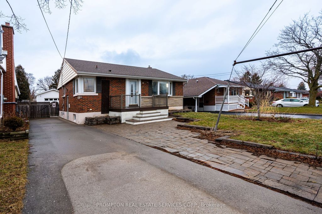 Photo of 16 Fernwood Crescent, Hamilton, ON L8T 3L1 (MLS # X12701550)