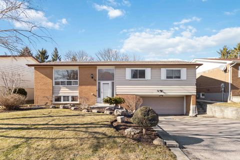 26 Sir Bedevere Place Markham ON L3P 2W2