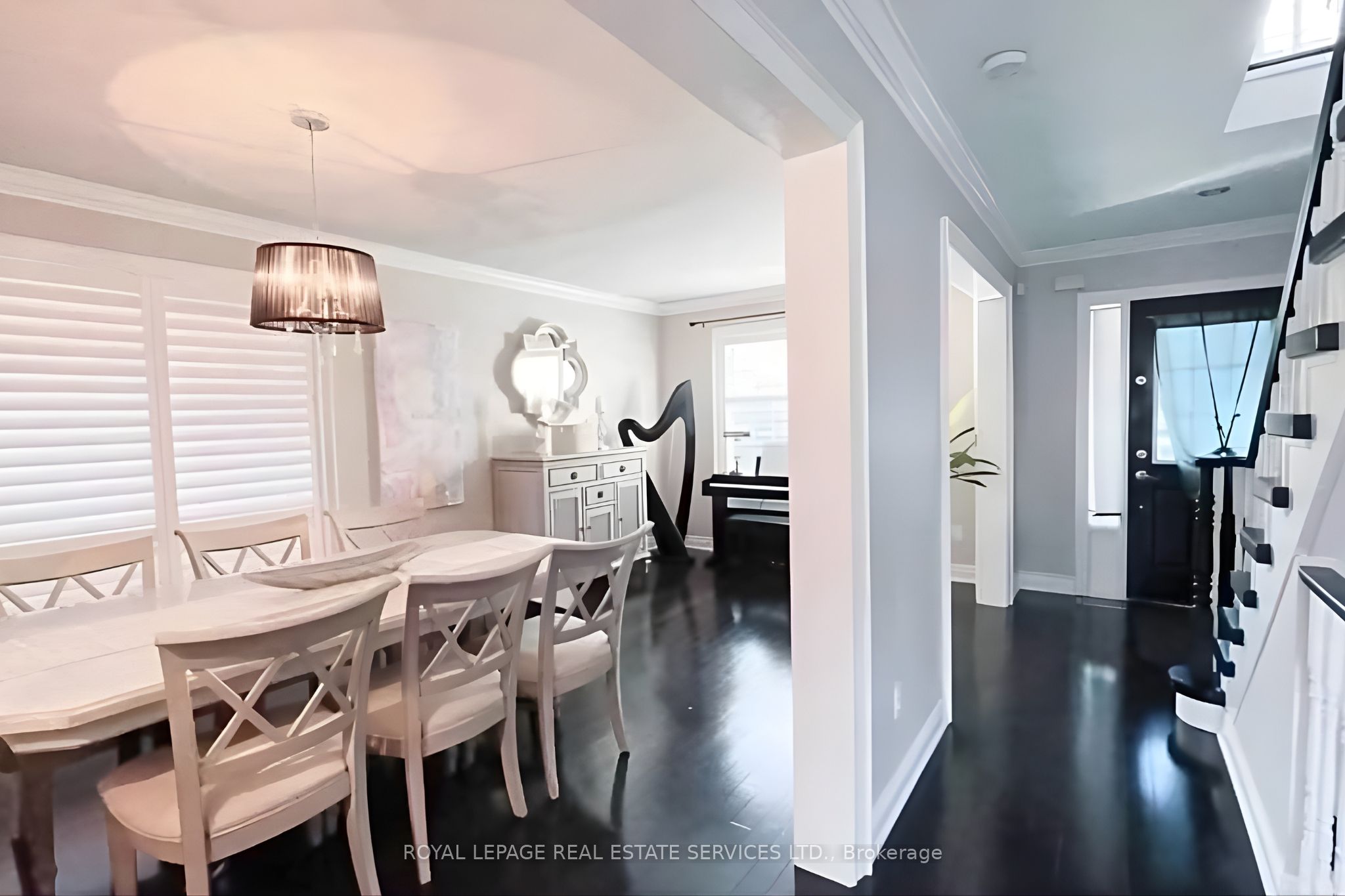 2384 Hollybrook Drive
