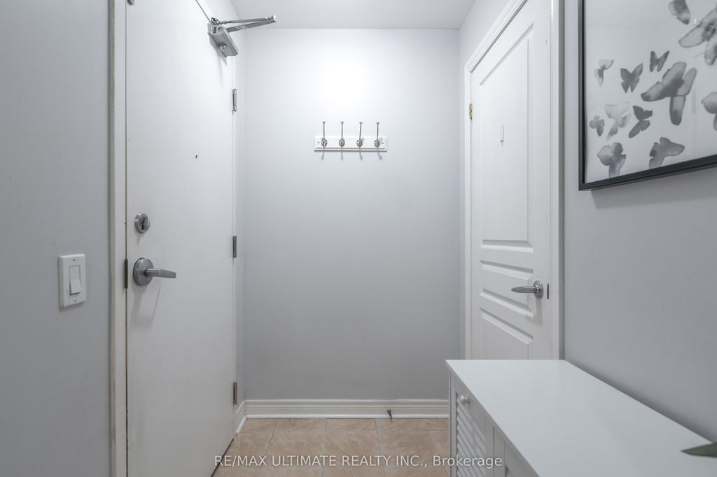 Photo of 1415 Lawrence Avenue W #406, Toronto, ON M6L 1A9 (MLS # W12936542)