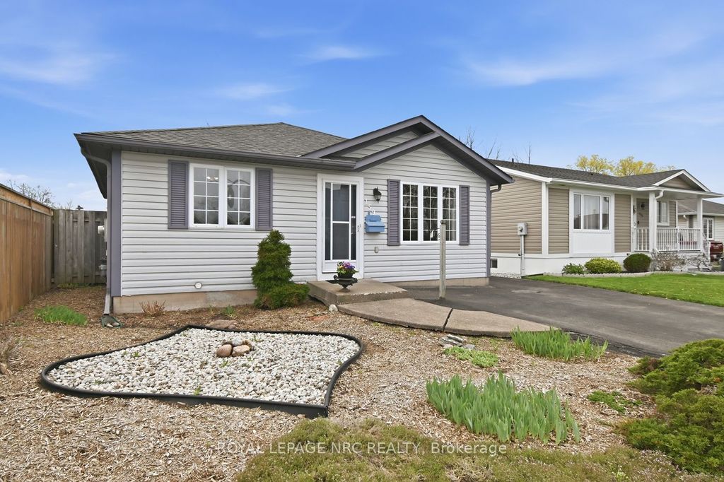 Photo of 159 Nelles Road, Welland, ON L3B 6C3 (MLS # X13045368)