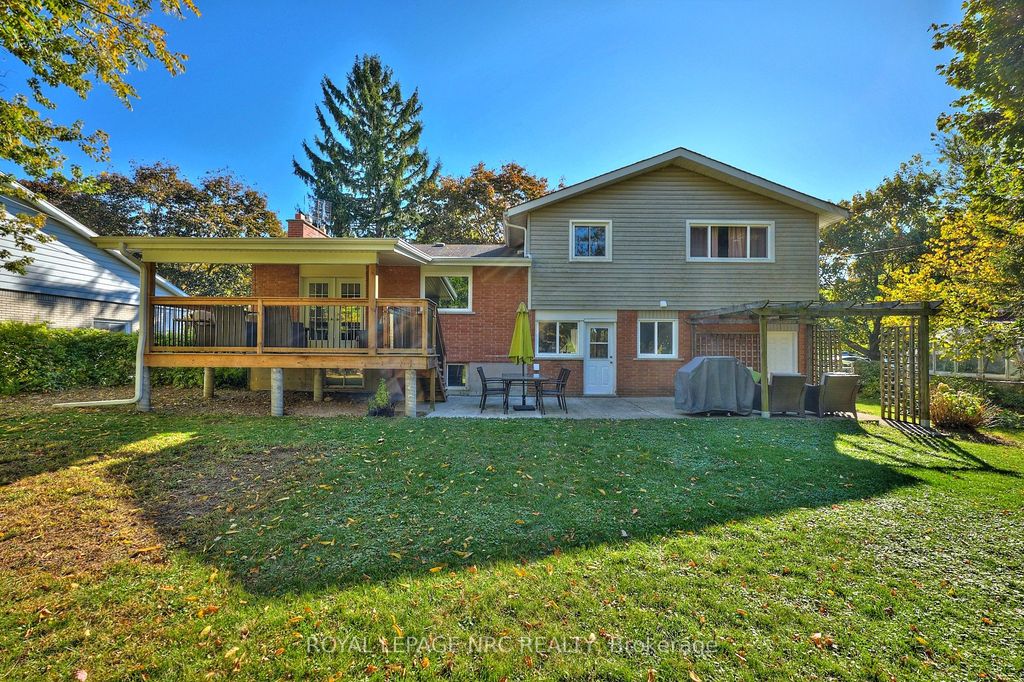 Photo of 13 Damude Drive, Pelham, ON L0S 1E0 (MLS # X12587088)