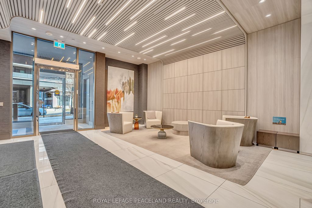 Photo of 75 Canterbury Place #1215, Toronto, ON M2N 0L2 (MLS # C13415818)
