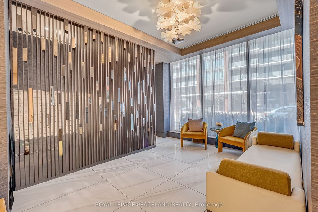 Photo of 75 Canterbury Place #1215, Toronto, ON M2N 0L2 (MLS # C13415818)