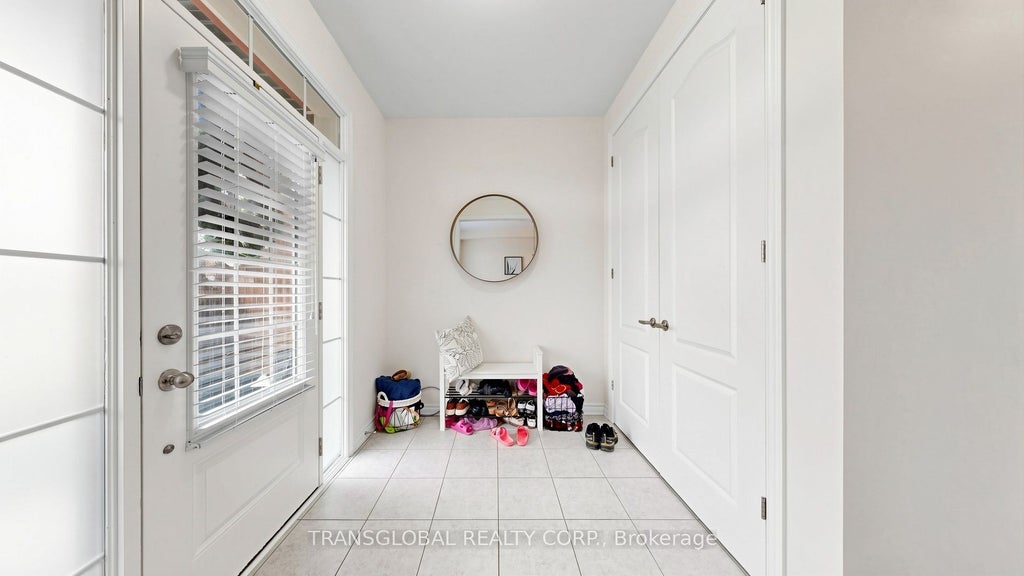 Photo of 181 Beechborough Crescent, East Gwillimbury, ON L9N 0L6 (MLS # N13712586)