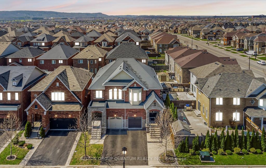 Photo of 313 Bessborough Drive, Milton, ON L9T 8P5 (MLS # W13044658)