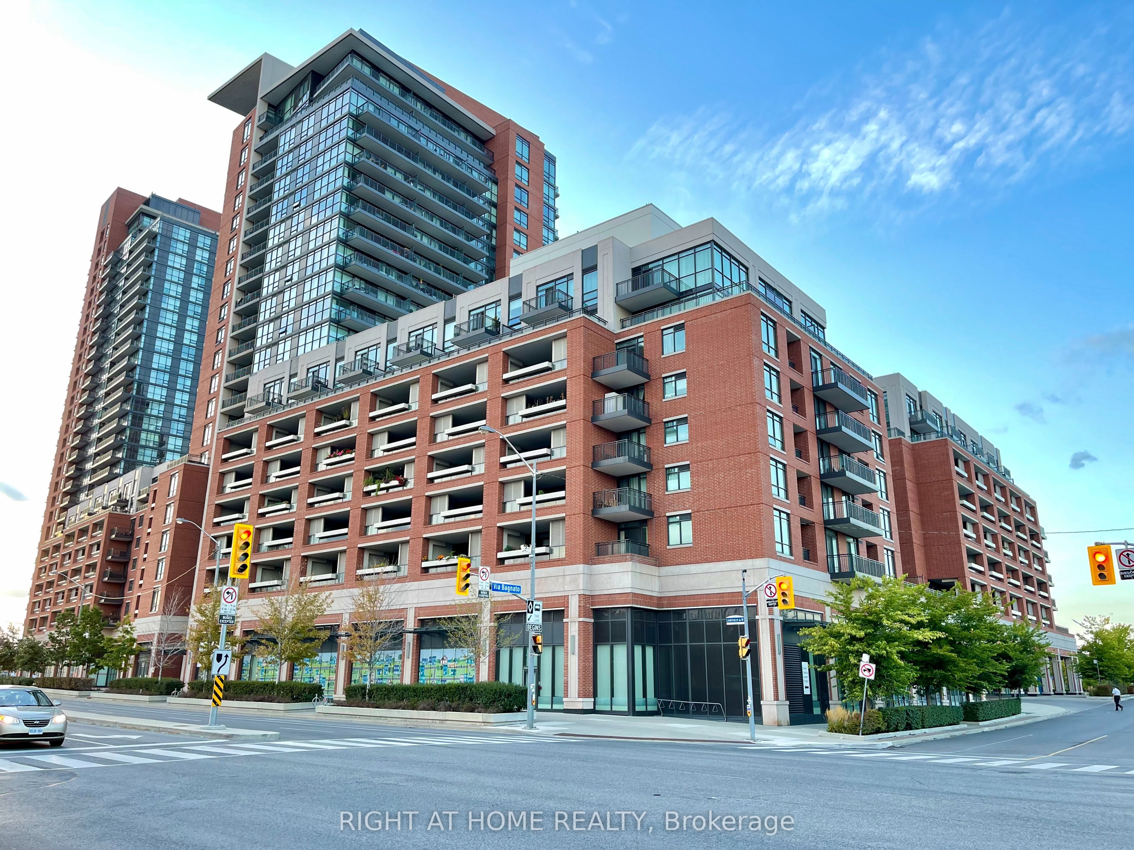 Photo 1 of 1 — 800 Lawrence Avenue W, Toronto, ON M6A 0B1