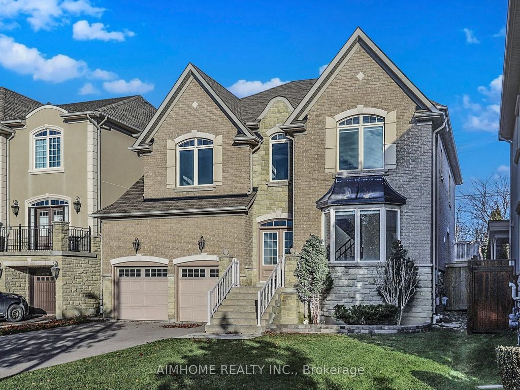 Photo of 12 Sweet Valerie Court, Vaughan, ON L6A 0C6 (MLS # N12829346)