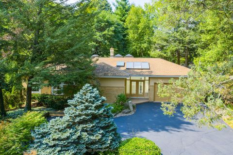 4189 Inglewood Drive Burlington ON L7L 1E3