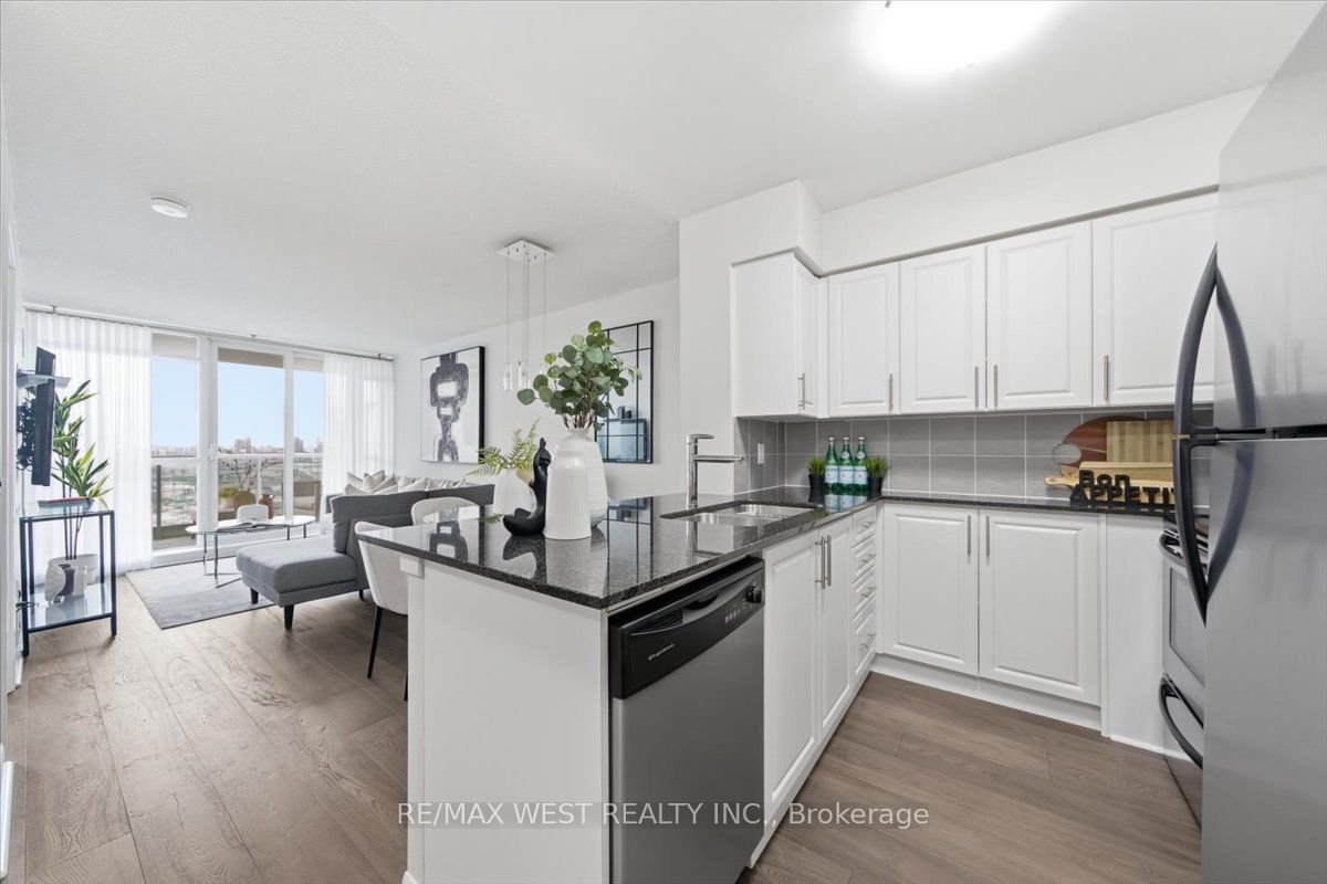 225 Sherway Gardens Road 2303