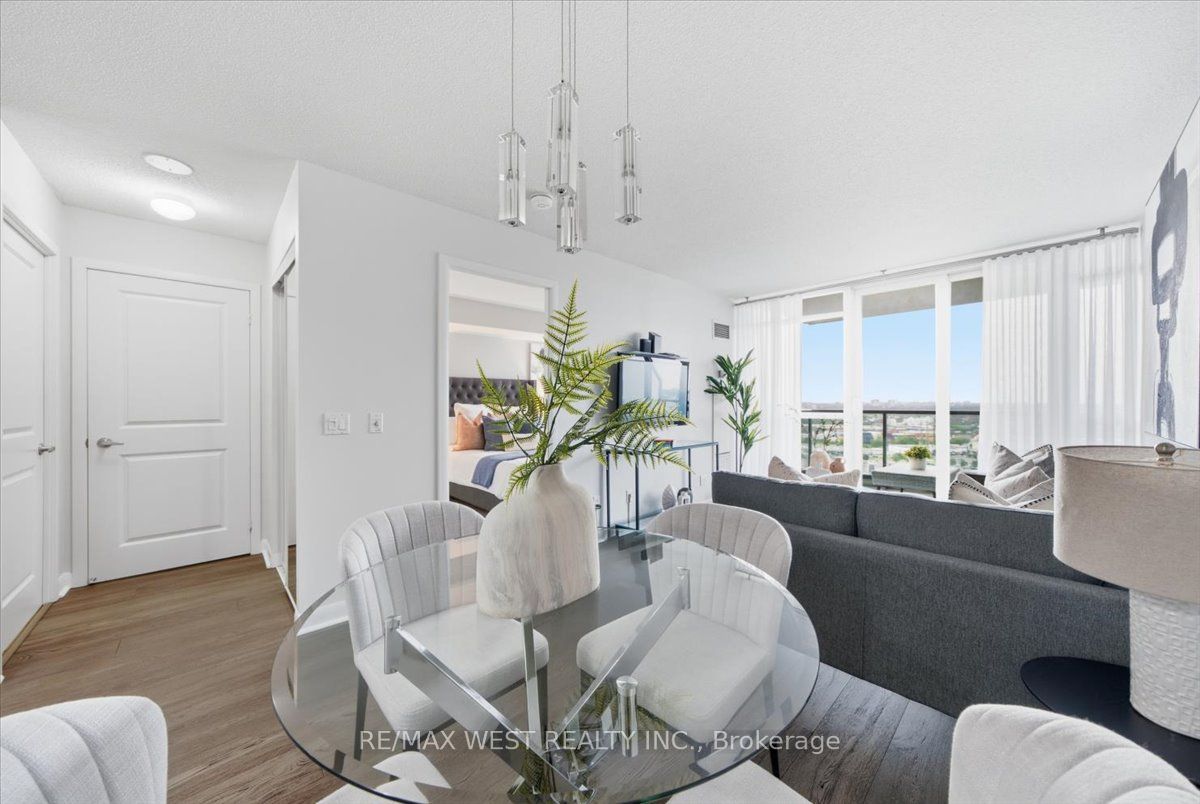 225 Sherway Gardens Road 2303