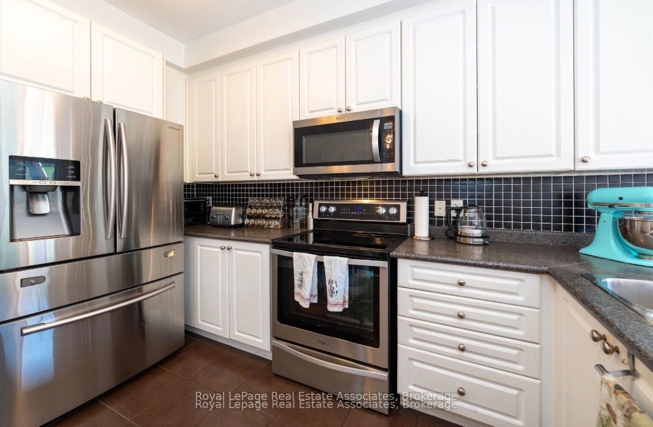 1274 Cartmer Way