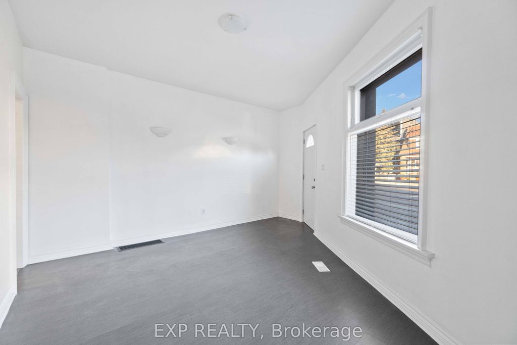 Photo of 2045 Davenport Road, Toronto, ON M6N 1C5 (MLS # W12934054)