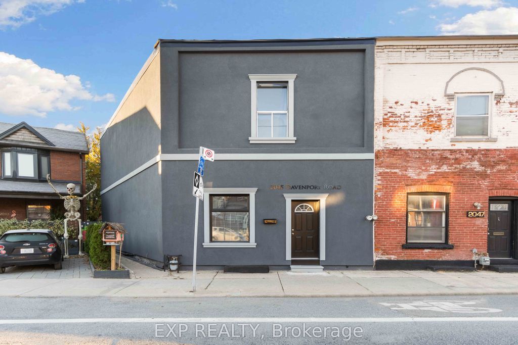 Photo of 2045 Davenport Road, Toronto, ON M6N 1C5 (MLS # W12934054)