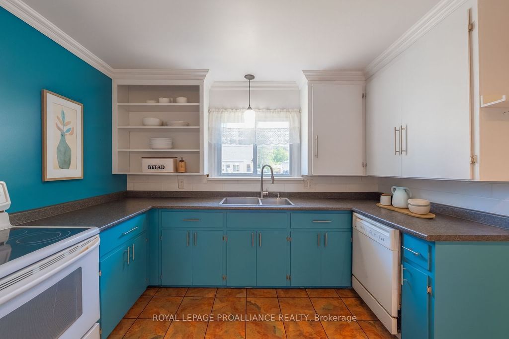 Photo of 427 Victoria Street, Cobourg, ON K9A 3H1 (MLS # X12744434)