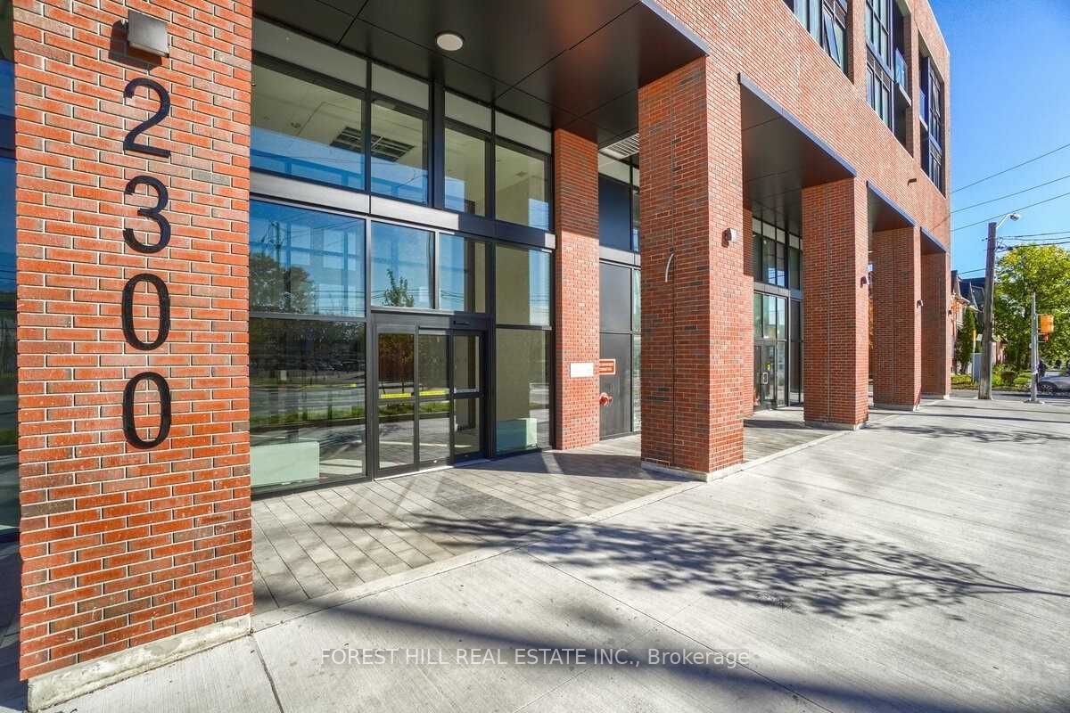 2300 St Clair Avenue W 103