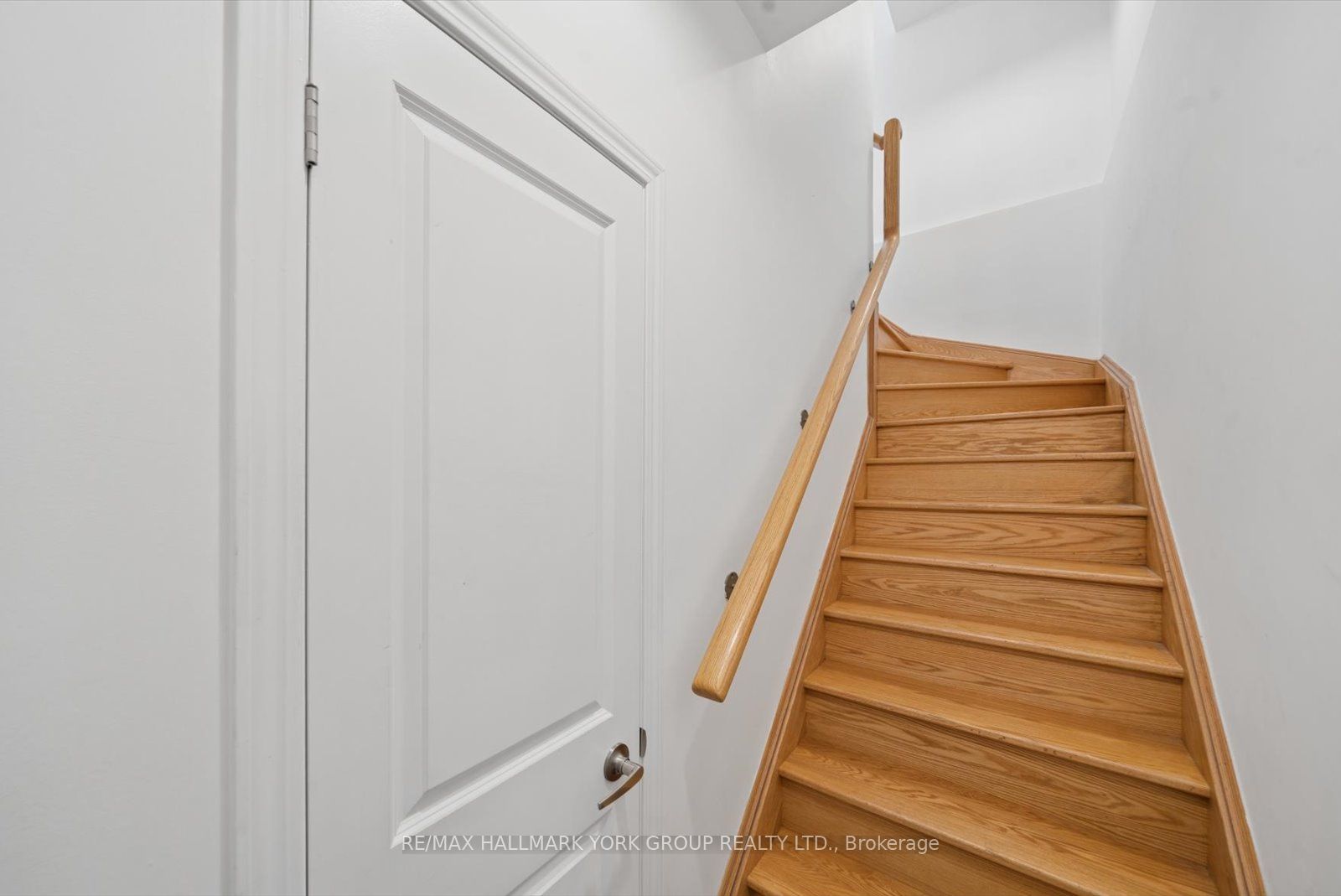 24 Fieldway Road 16