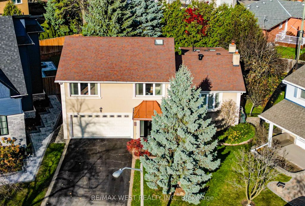 Photo of 17 Clay Court, Toronto, ON M9A 4S2 (MLS # W12584494)