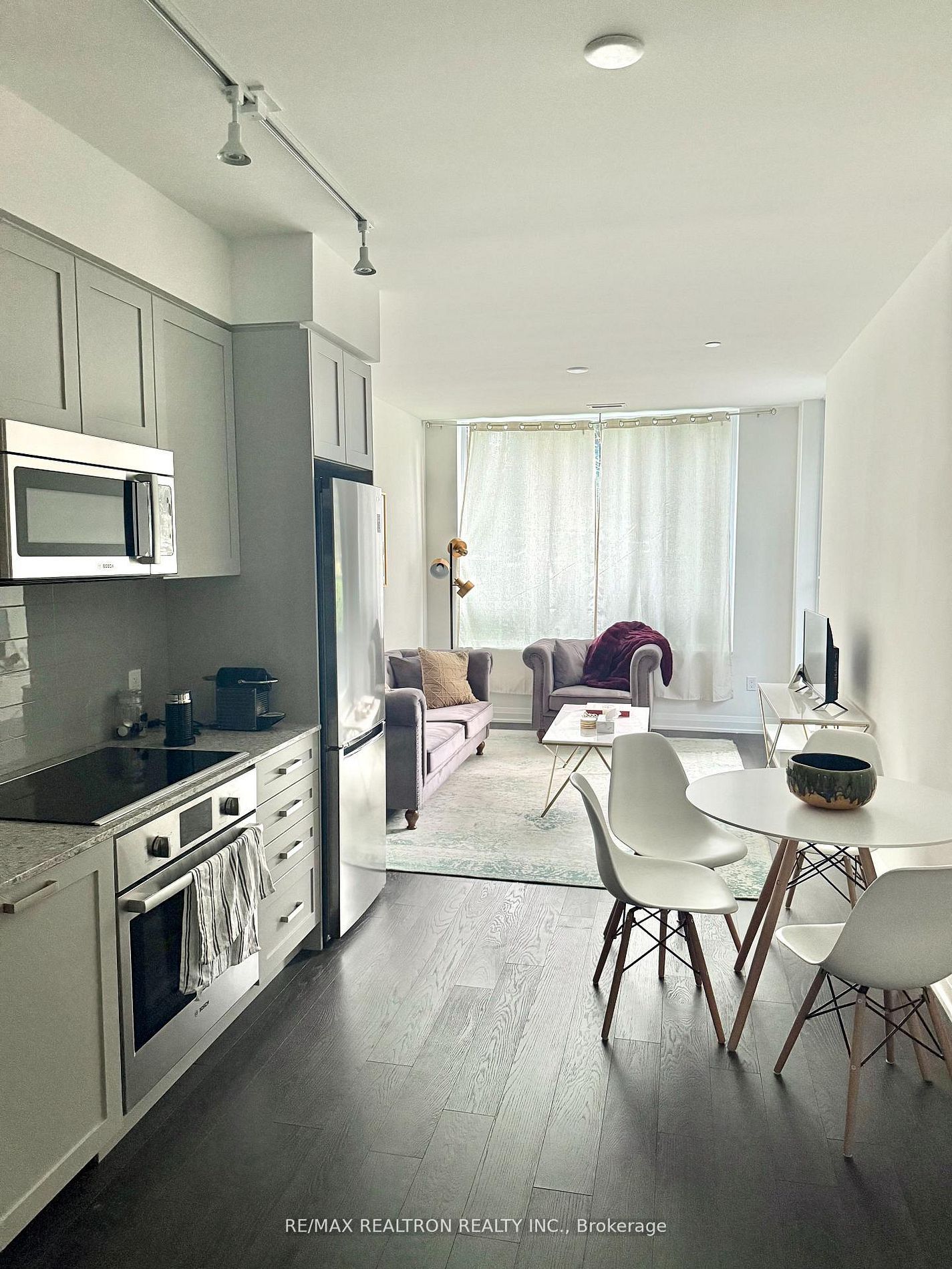 293 The Kingsway N/A 114