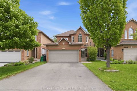 3850 Forest Bluff Crescent Mississauga ON L5N 7V1
