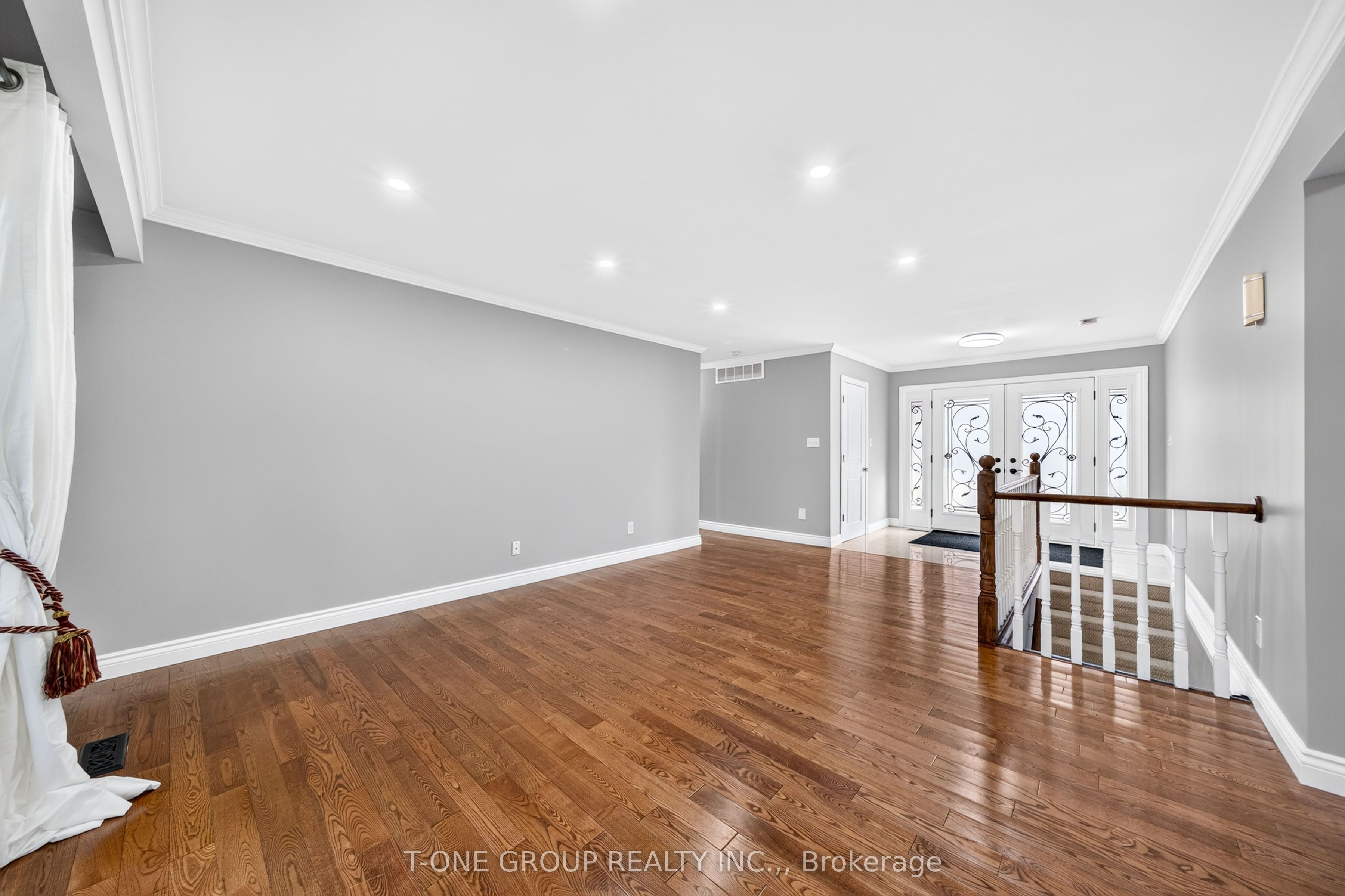 70 Hamilton Drive