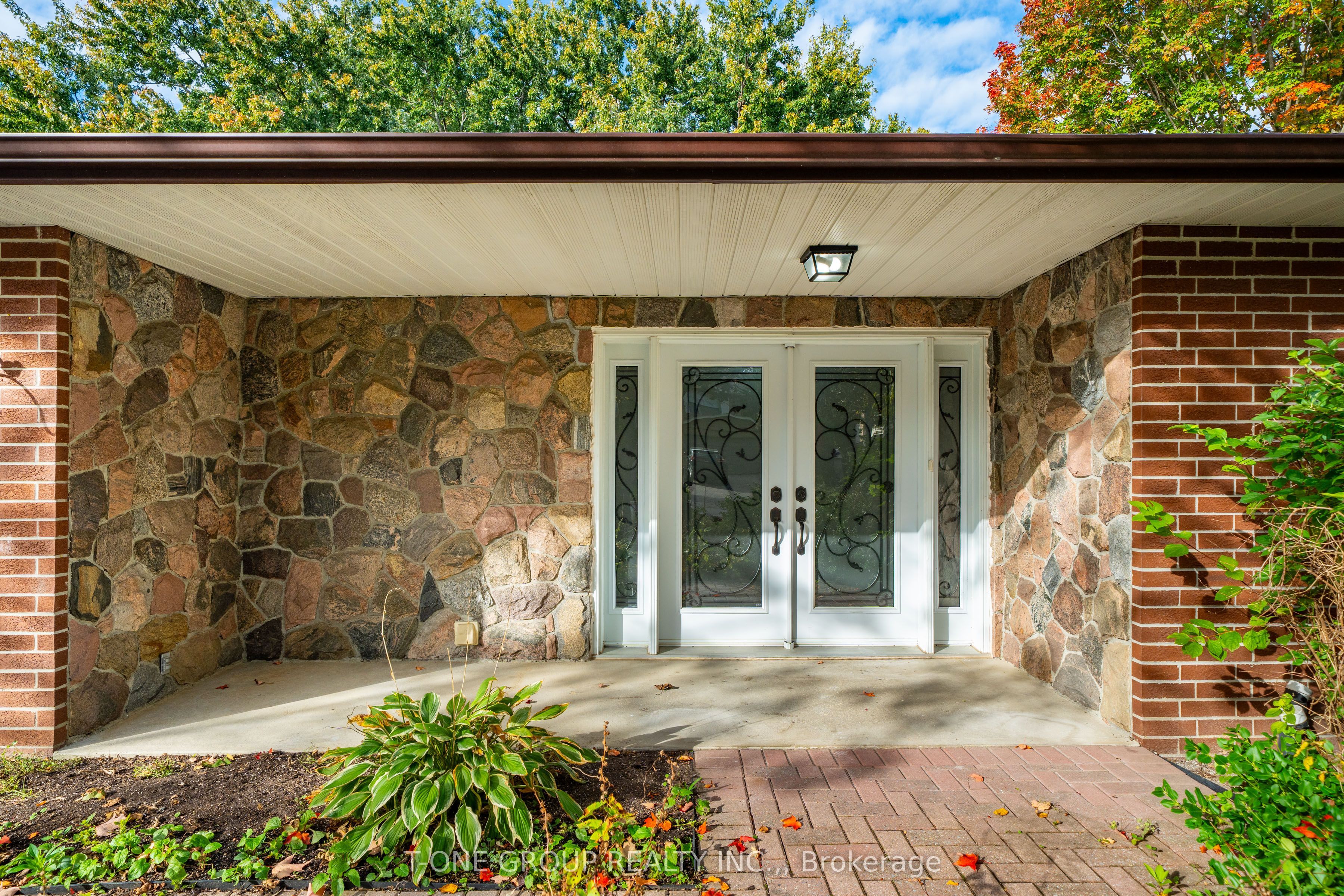 70 Hamilton Drive