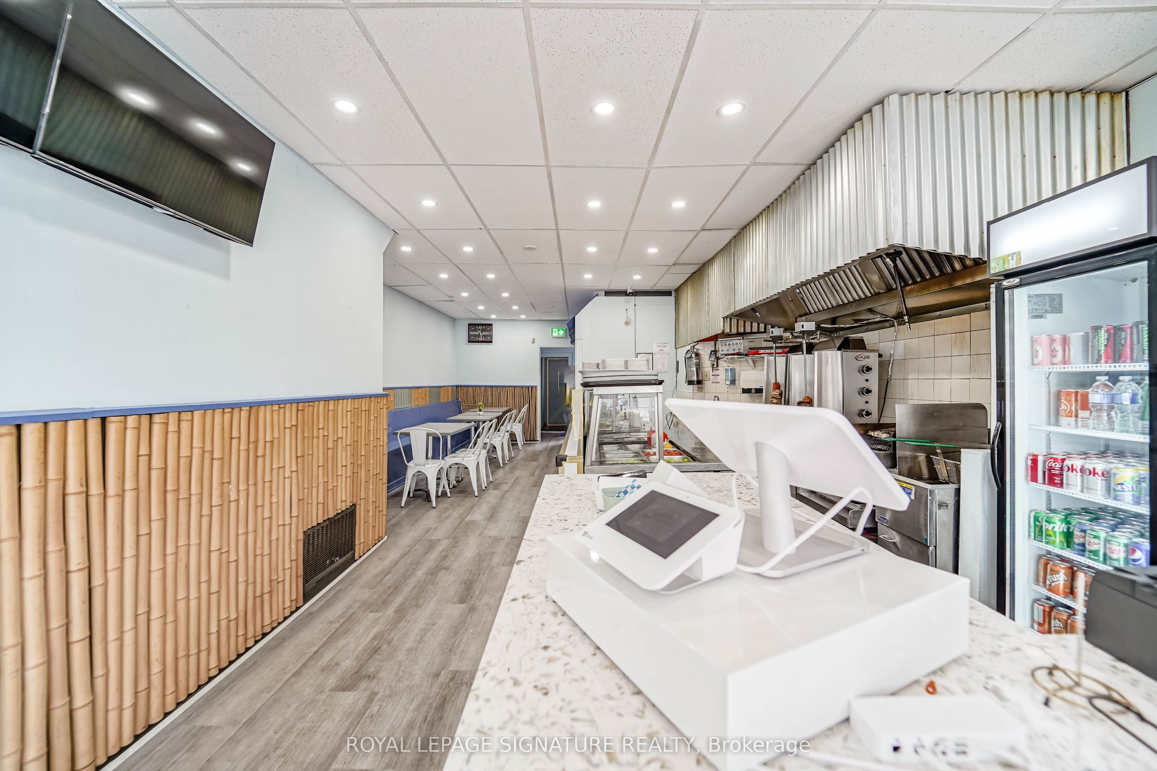 1004 Kingston Road