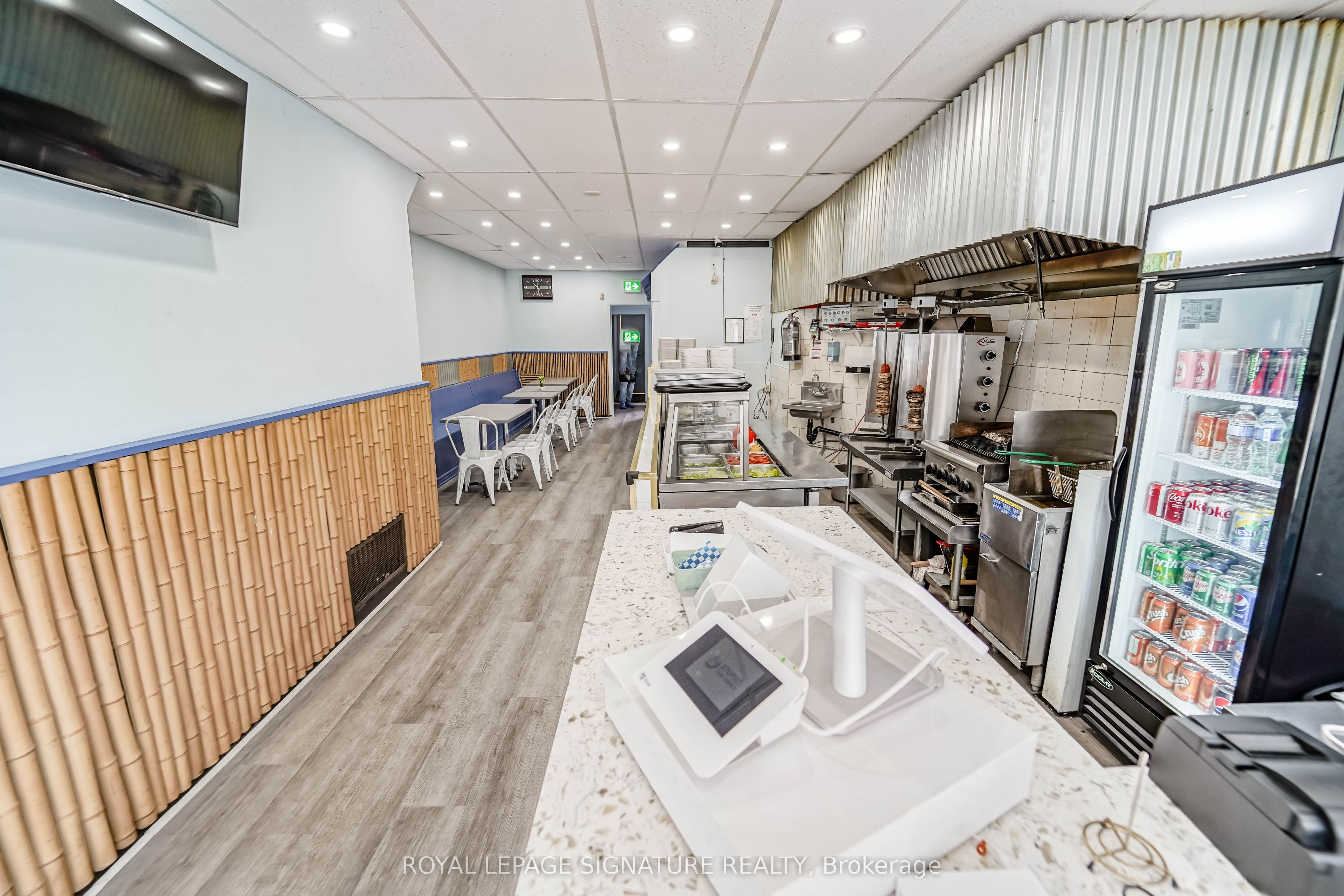 1004 Kingston Road