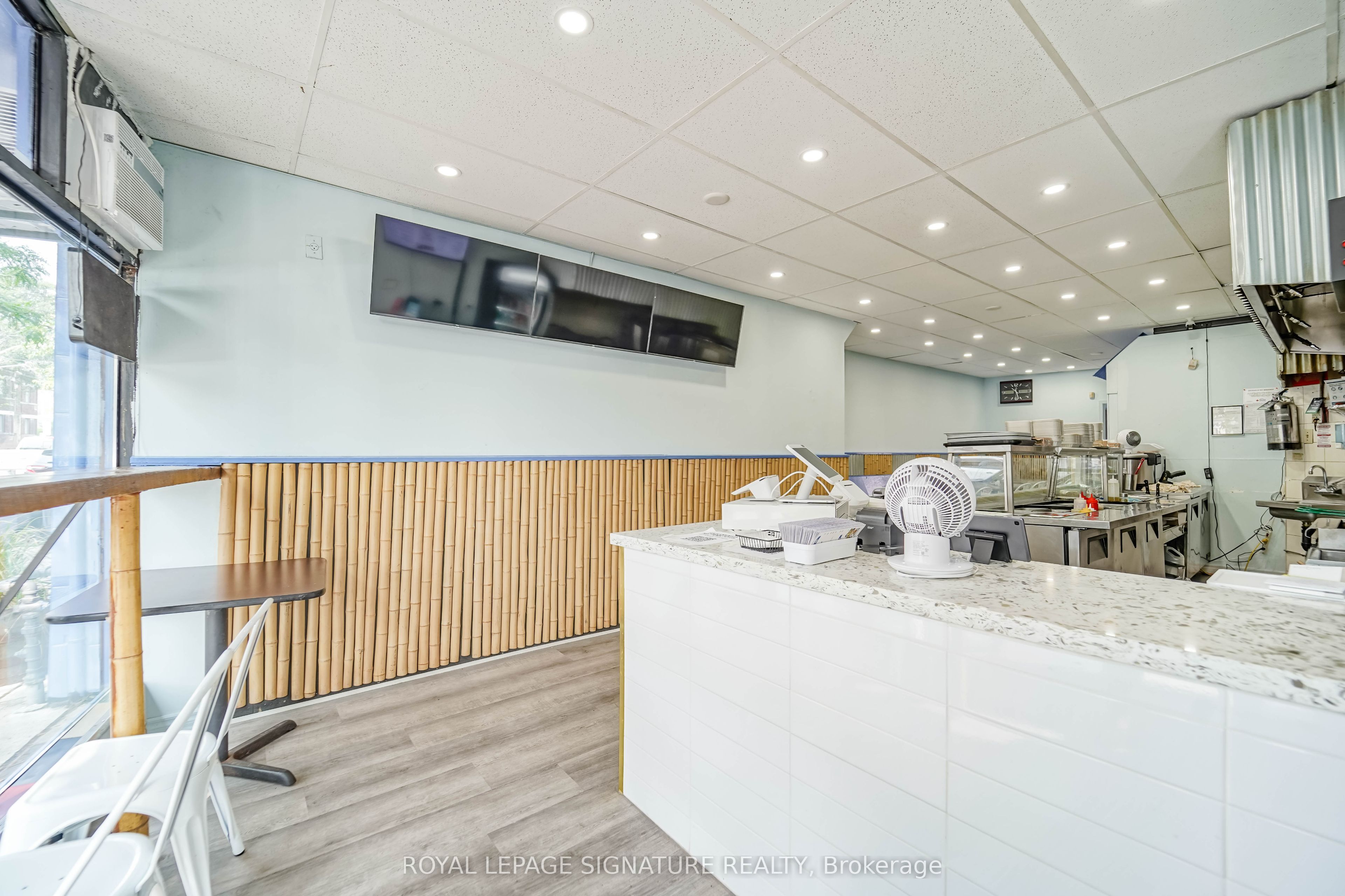 1004 Kingston Road