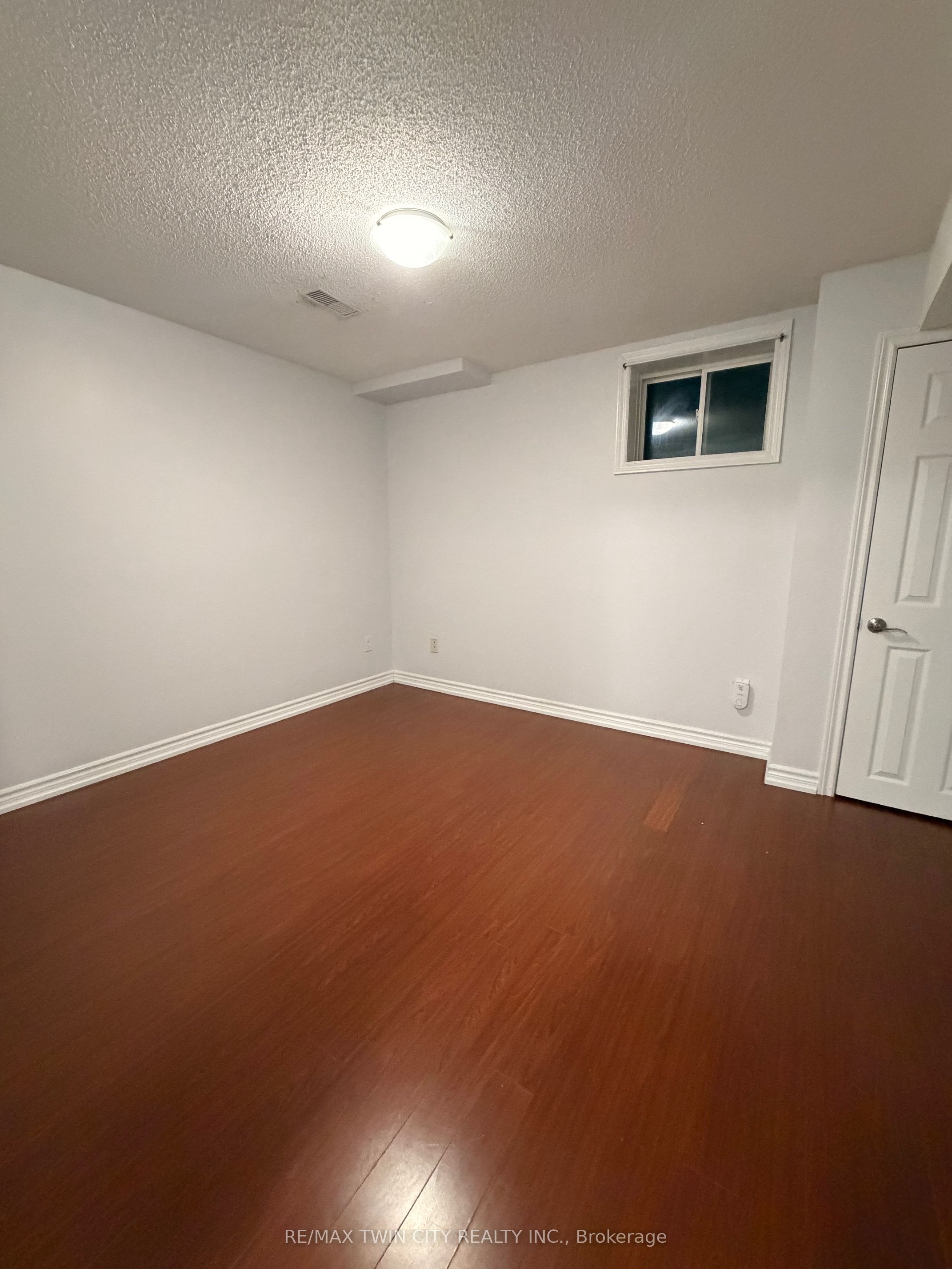 239 Mcdougall Crossing N/A Basement