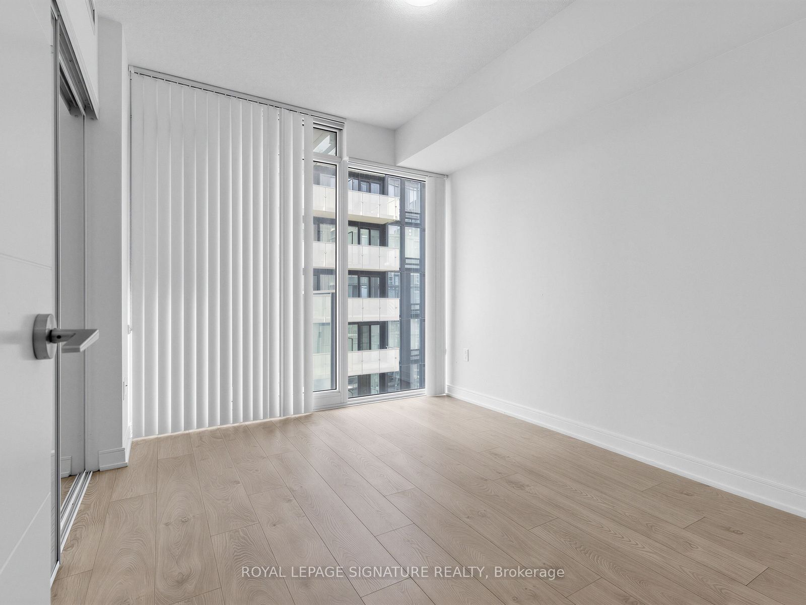 50 Wellesley Street E 3810