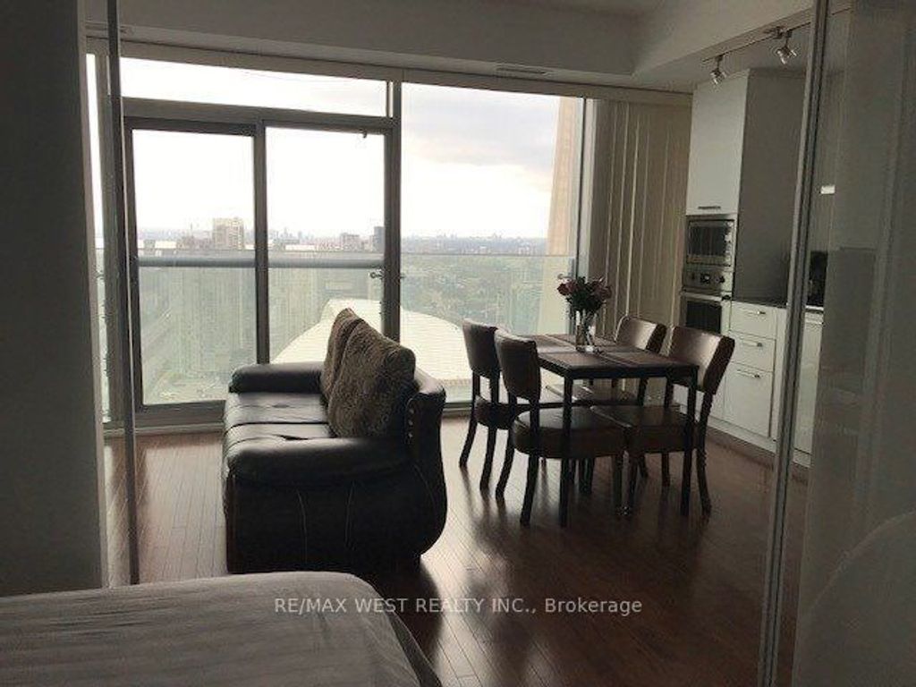 Photo of 14 York Street #4507, Toronto, ON M5J 0B1 (MLS # C12898858)