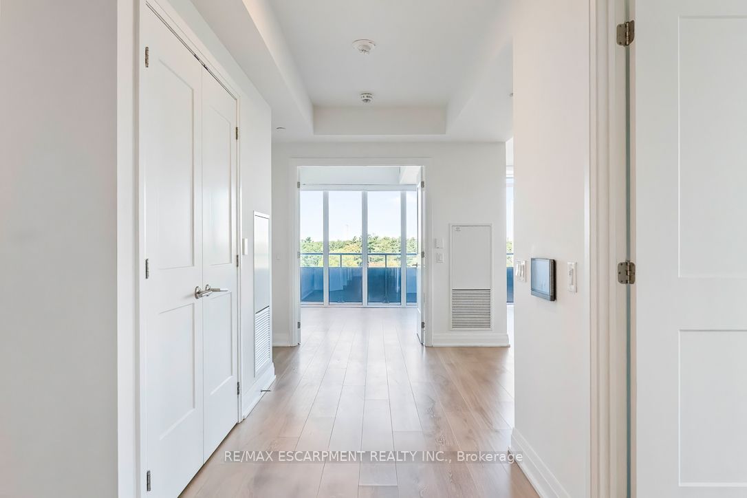 21 Park Street E 1012