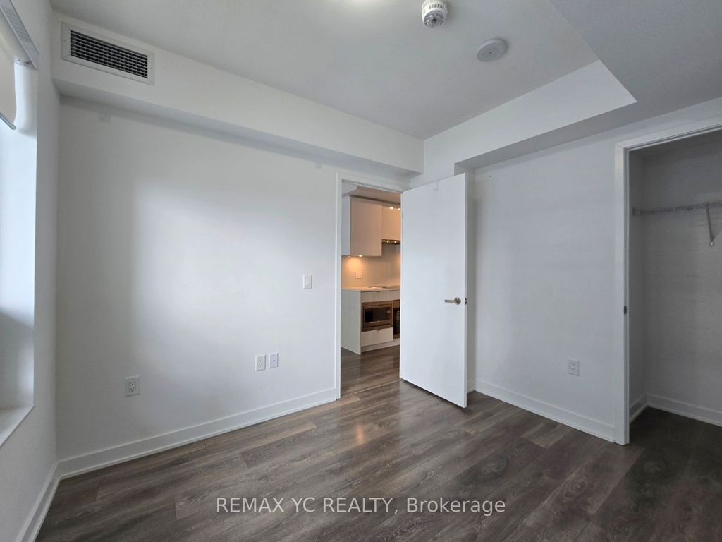 Photo of 195 Redpath Avenue #3015, Toronto, ON M4P 0E4 (MLS # C12364576)