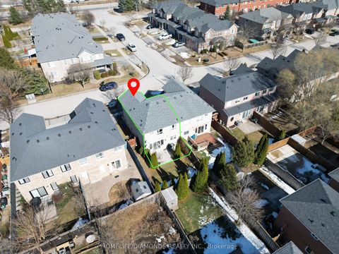 540 DELPHINE Drive Burlington ON L7L 6X2