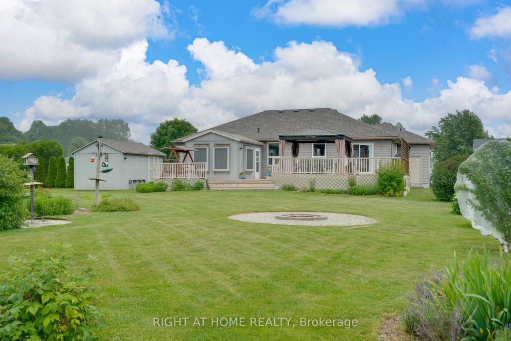 Photo of 16 O'neill Circle, Springwater, ON L0L 2K0 (MLS # S12860944)