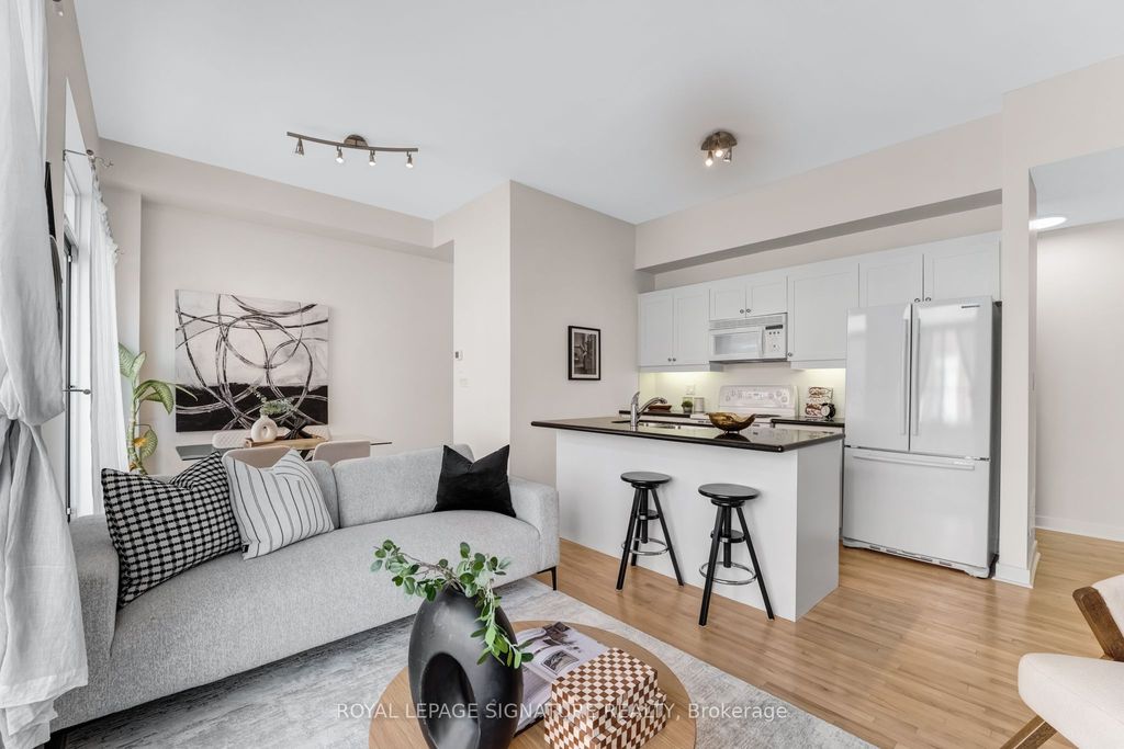 Photo of 1398 Bloor Street W #2, Toronto, ON M6P 4H6 (MLS # W12819478)