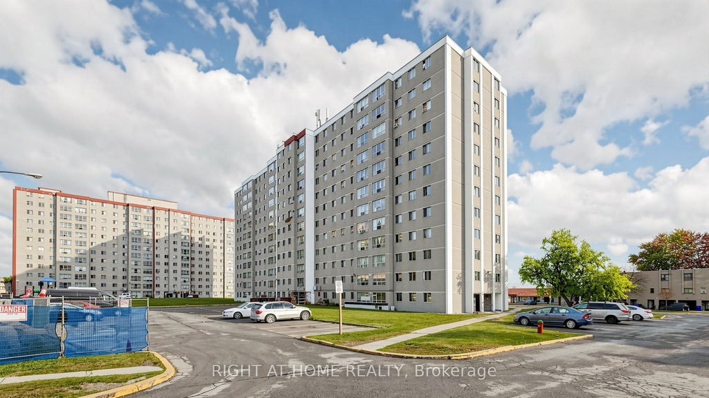 Photo of 100 Lotherton Pathway #904, Toronto, ON M6B 2G8 (MLS # W14033830)