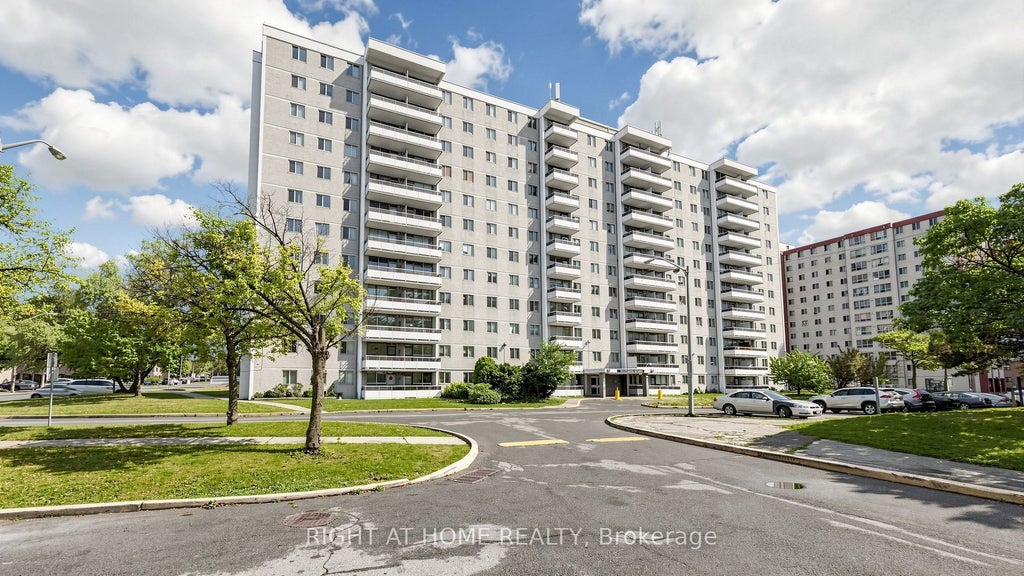 Photo of 100 Lotherton Pathway #904, Toronto, ON M6B 2G8 (MLS # W14033830)