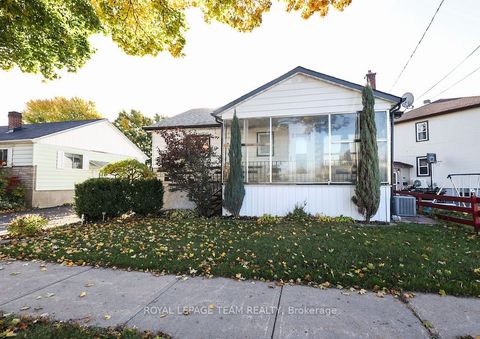 Photo of 476 Bousquet Avenue, Cornwall, ON K6H 3A4 (MLS # X12505466)