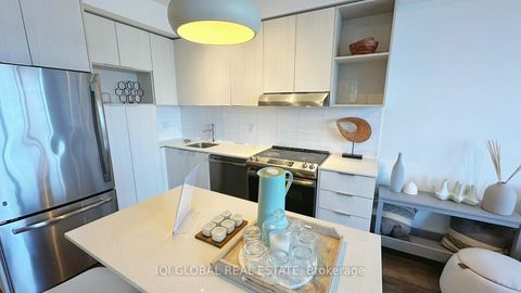 2520 Eglinton Avenue W 1013 Mississauga ON L5M 0Y4