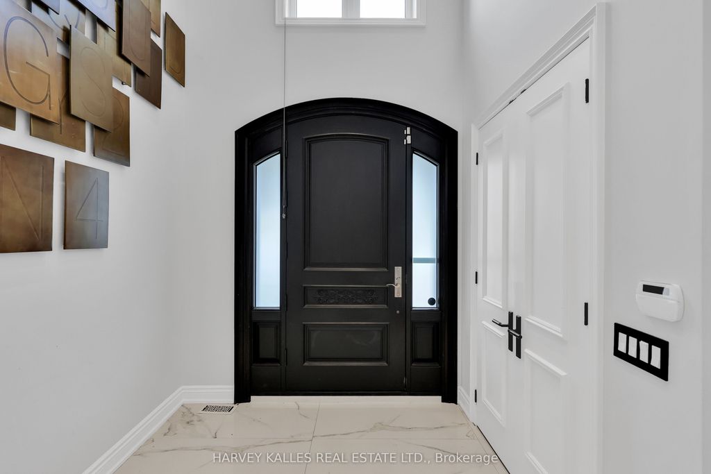 Photo of 737 Woburn Avenue, Toronto, ON M5M 1M2 (MLS # C12426910)