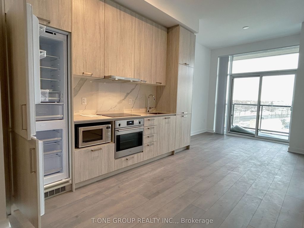 Photo of 38 Honeycrisp Crescent #310, Vaughan, ON L4K 0M8 (MLS # N12959026)