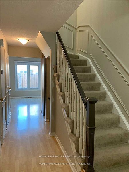 2224 Upper Middle Road 6