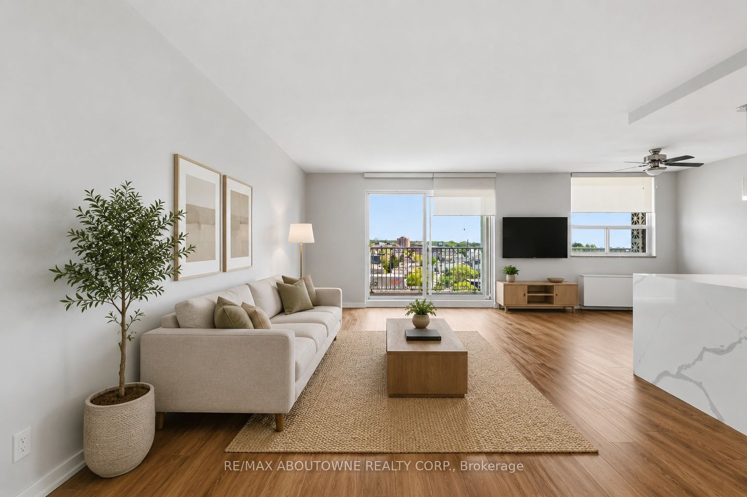 125 Forsythe Street 1201