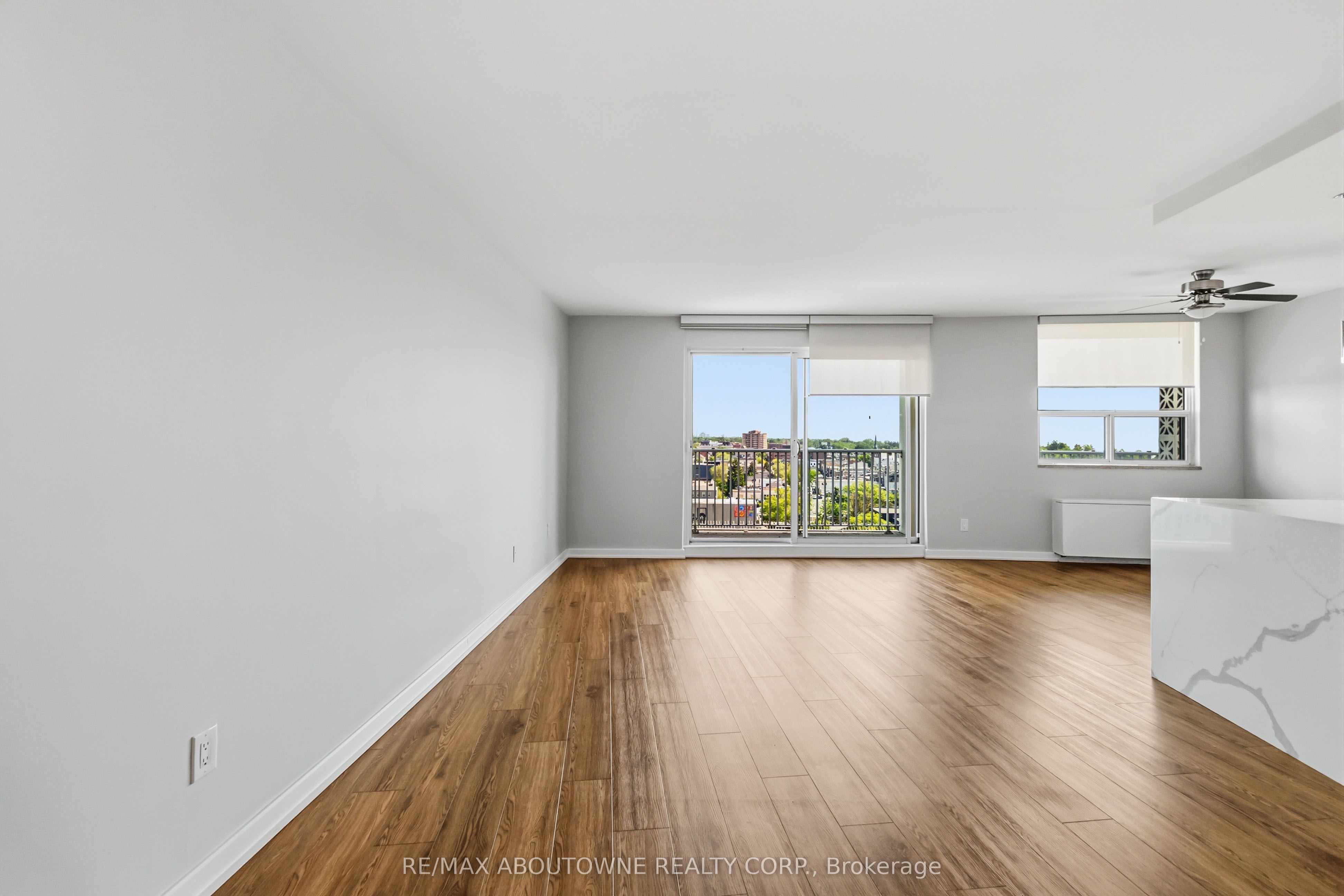 125 Forsythe Street 1201