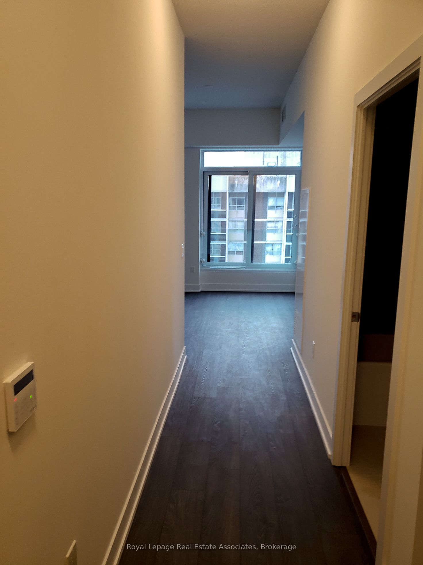 9 Mabelle Avenue 2925